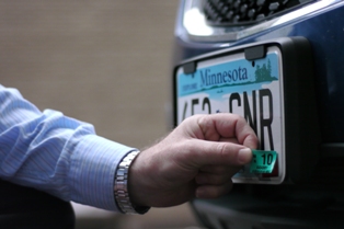 Image of license plate and registration